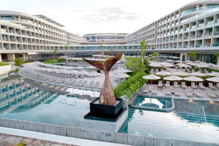 A look into the center of the resort.